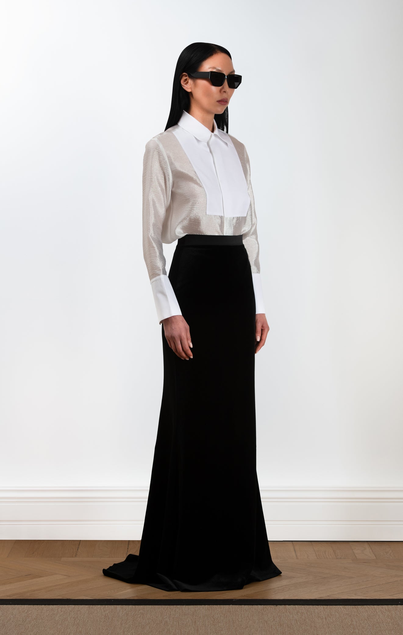 EZEKI Velvet Maxi Skirt