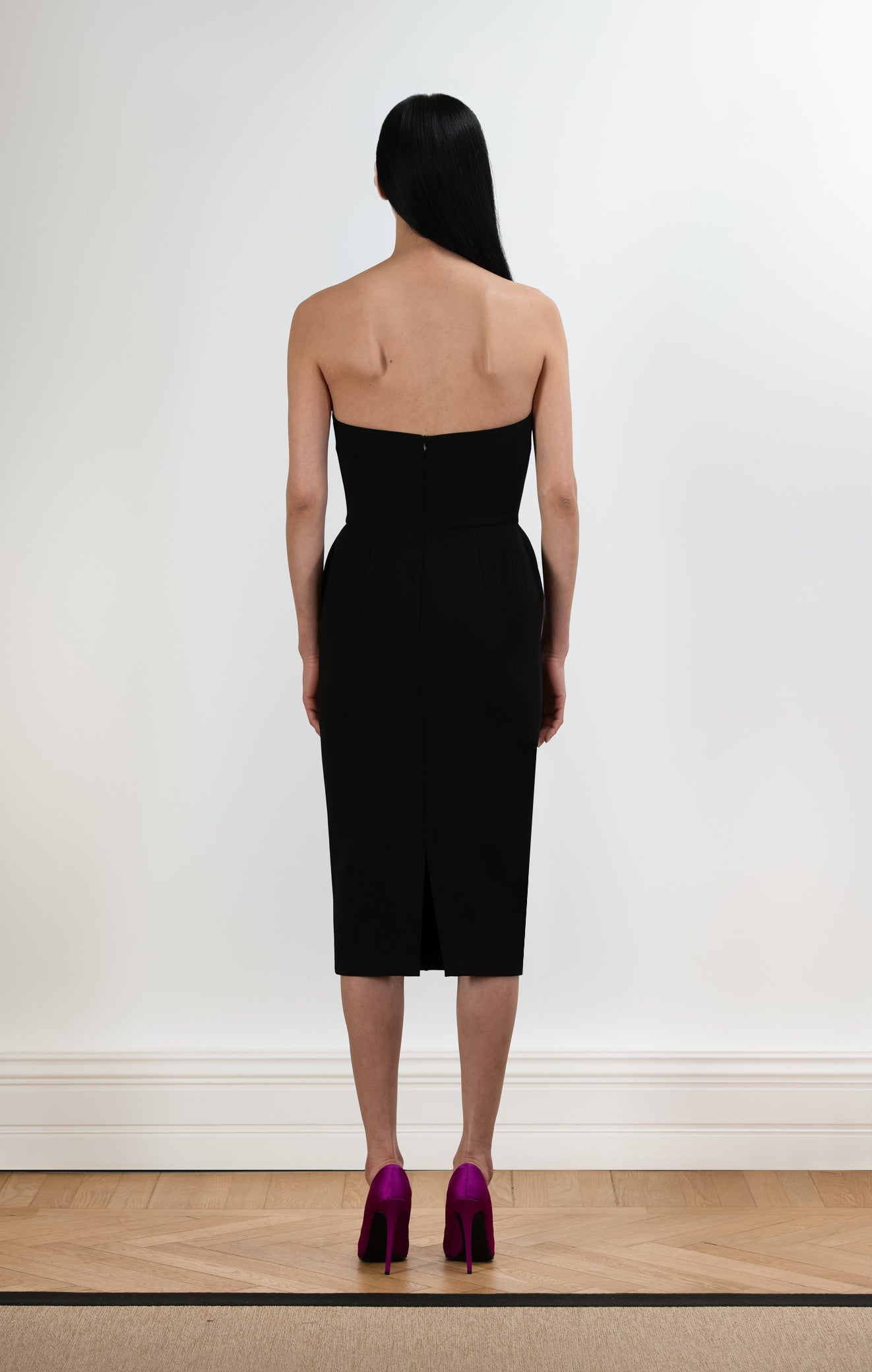 DOA Crepe Strapless Midi Dress