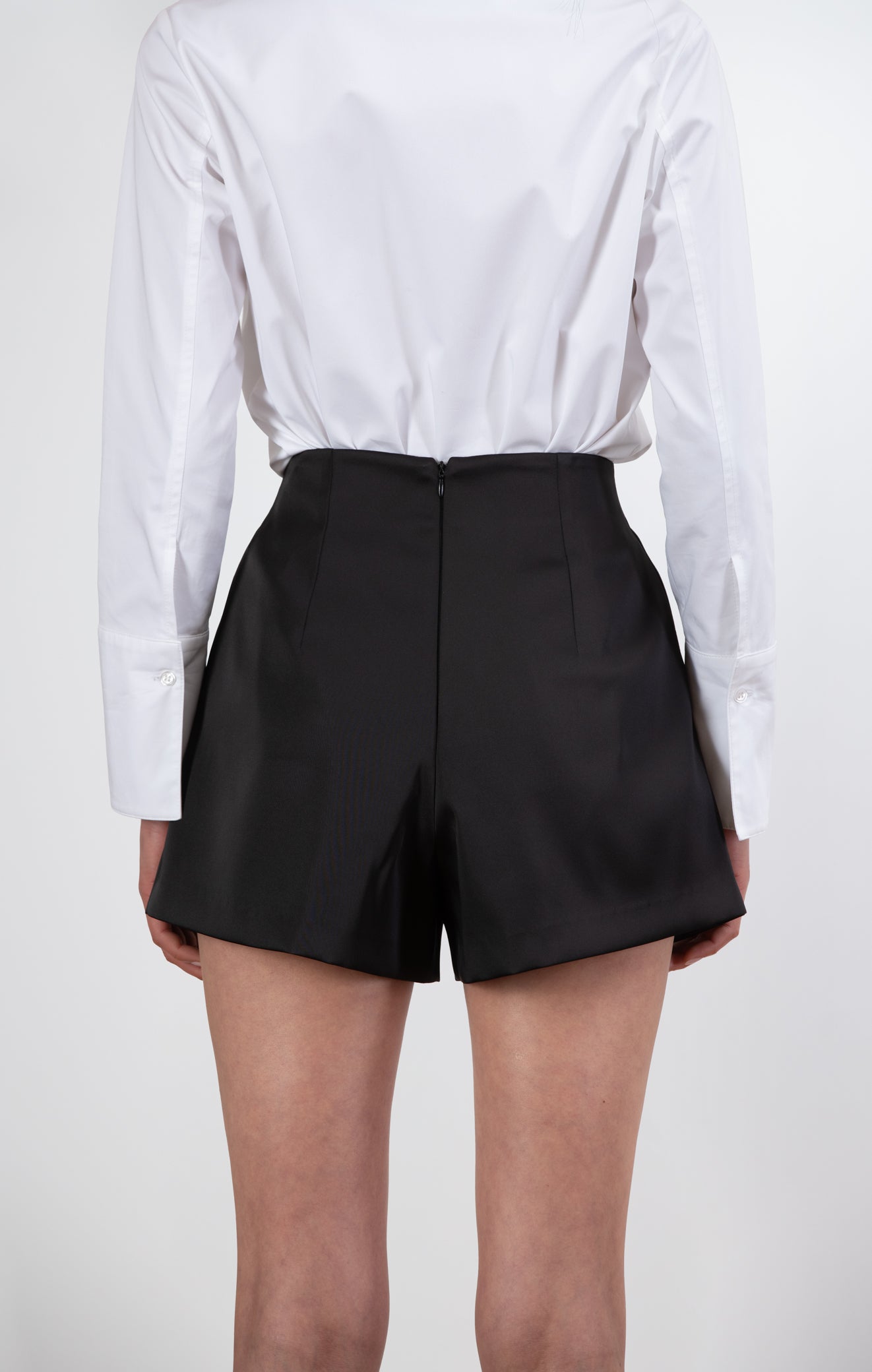HAILEY Satin Short